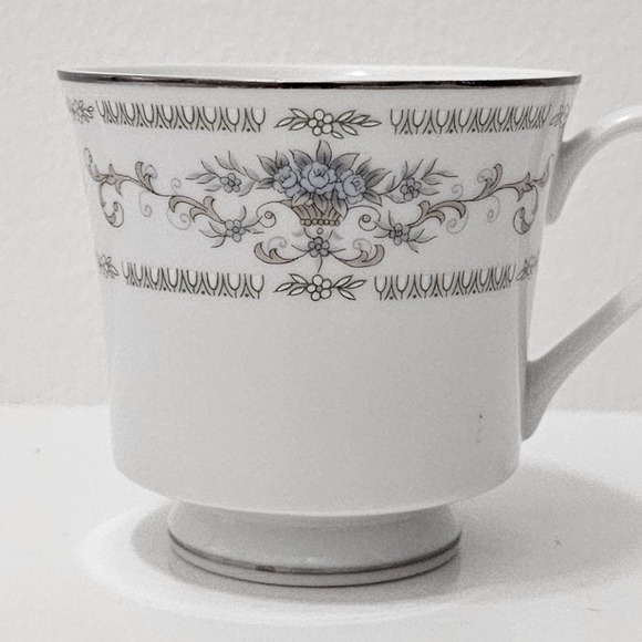 Diane by Fine China of Japan Blue Flower Scrolls - Set of 3 Footed Cups+Saucer - Picture 16 of 16